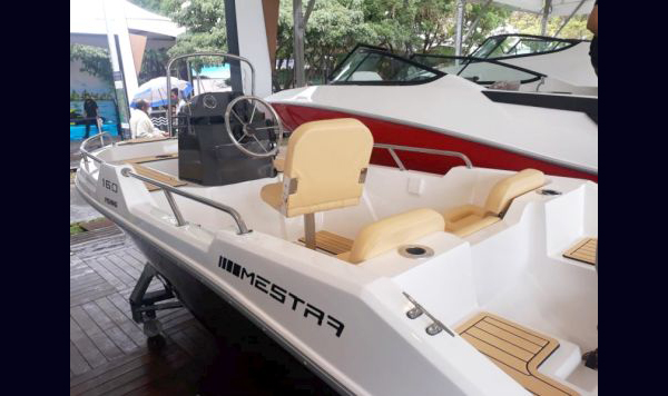 Lancha Mestra 160 a venda barcos novos www.mareconsult.com.br (13)