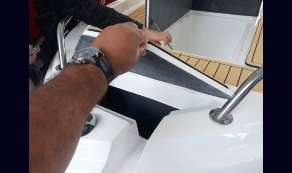 Lancha Mestra 160 a venda barcos novos www.mareconsult.com.br (14)