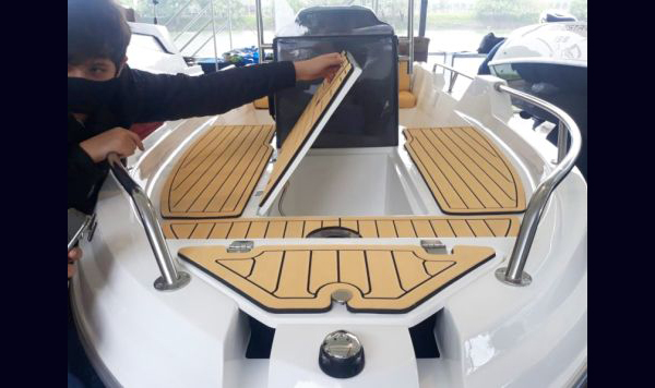 Lancha Mestra 160 a venda barcos novos www.mareconsult.com.br (16)