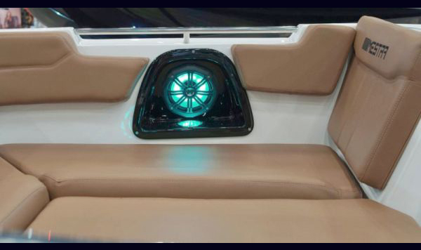 Lancha Mestra 200 A venda barco novo 0 km www.mareconsult.com.br (6)