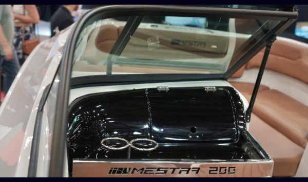 Lancha Mestra 200 A venda barco novo 0 km www.mareconsult.com.br (7)