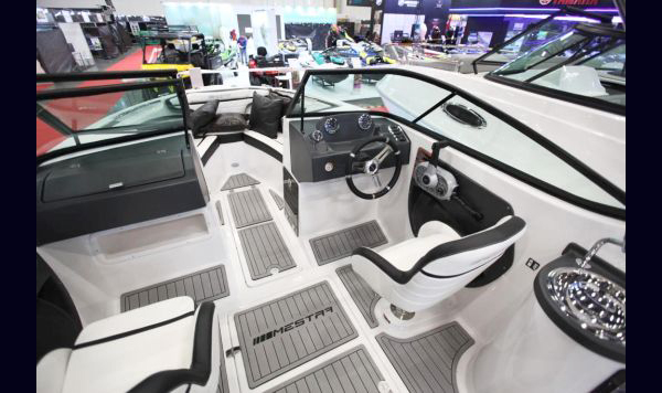 Lancha Mestra 222 a venda nova 0 km www.mareconsult.com.br (13)