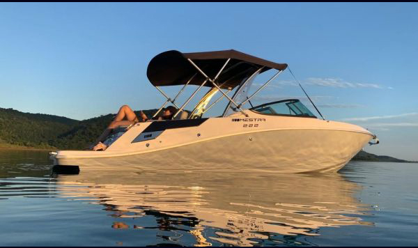 Lancha Mestra 222 a venda nova 0 km www.mareconsult.com.br (2)