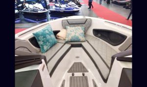 Lancha Mestra 222 a venda nova 0 km www.mareconsult.com.br (8)