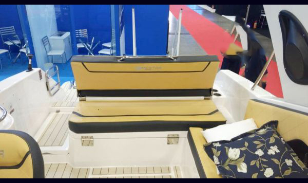 Lancha Mestra 230 a venda nova 0km www.mareconsult.com.br (12)