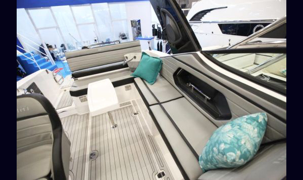 Lancha Mestra 230 a venda nova 0km www.mareconsult.com.br (18)