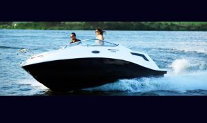 Lancha Mestra 230 a venda nova 0km www.mareconsult.com.br (3)