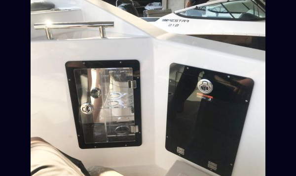 Lancha Mestra 240 nova 0km a venda www.mareconsult.com.br (15)