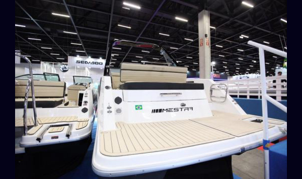 Lancha Mestra 240 nova 0km a venda www.mareconsult.com.br (3)