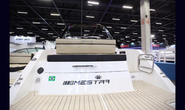 Lancha Mestra 240 nova 0km a venda www.mareconsult.com.br (4)