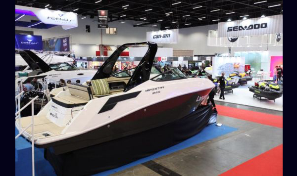 Lancha Mestra 240 nova 0km a venda www.mareconsult.com.br (5)