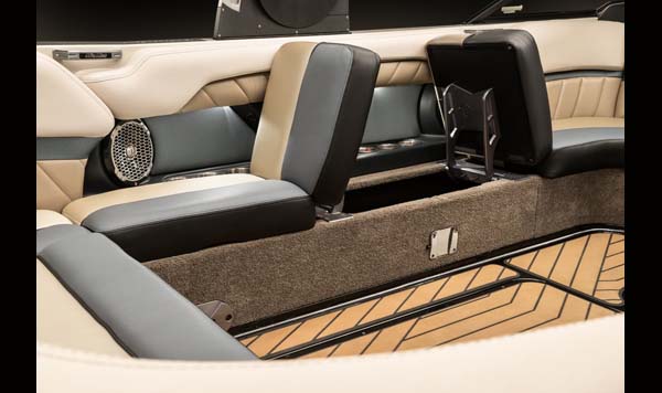 Malibu Boats 25SLV www.mareconsult.com (10)