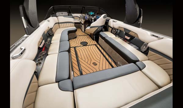 Malibu Boats 25SLV www.mareconsult.com (12)