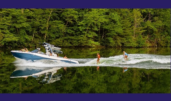 Malibu Boats Wakesetter 26 LSV www.mareconsult.com.br 23