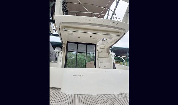 Prestige 400 Fly 2013 www.mareconsult.com (7)