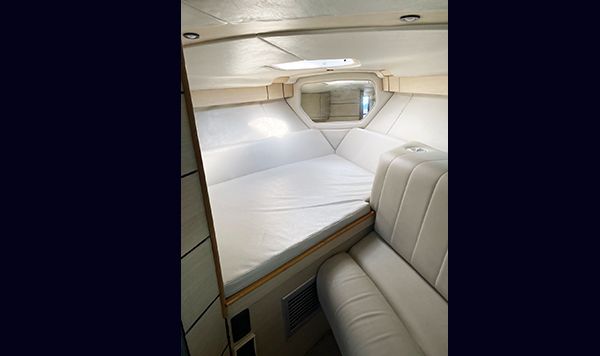 Real Class 34 2008 www.mareconsult.com (8)