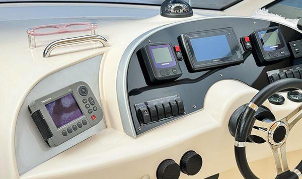 Real Power Boat 38 2015 www.mareconsult.com.br (9)