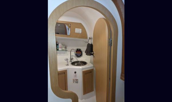 Schaefer Phantom 303 2015 www.mareconsult.com (18)