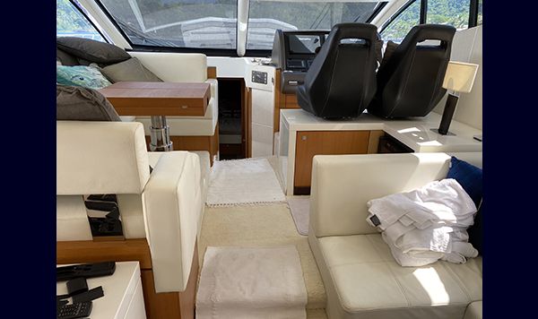 Sunseeker Manhattan 53 2013 akkk www.mareconsult.com.br (24)