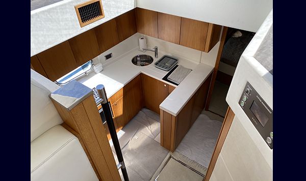 Sunseeker Manhattan 53 2013 akkk www.mareconsult.com.br (33)