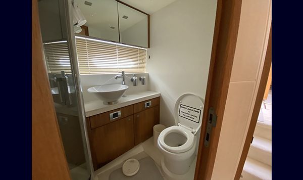 Sunseeker Manhattan 53 2013 akkk www.mareconsult.com.br (39)