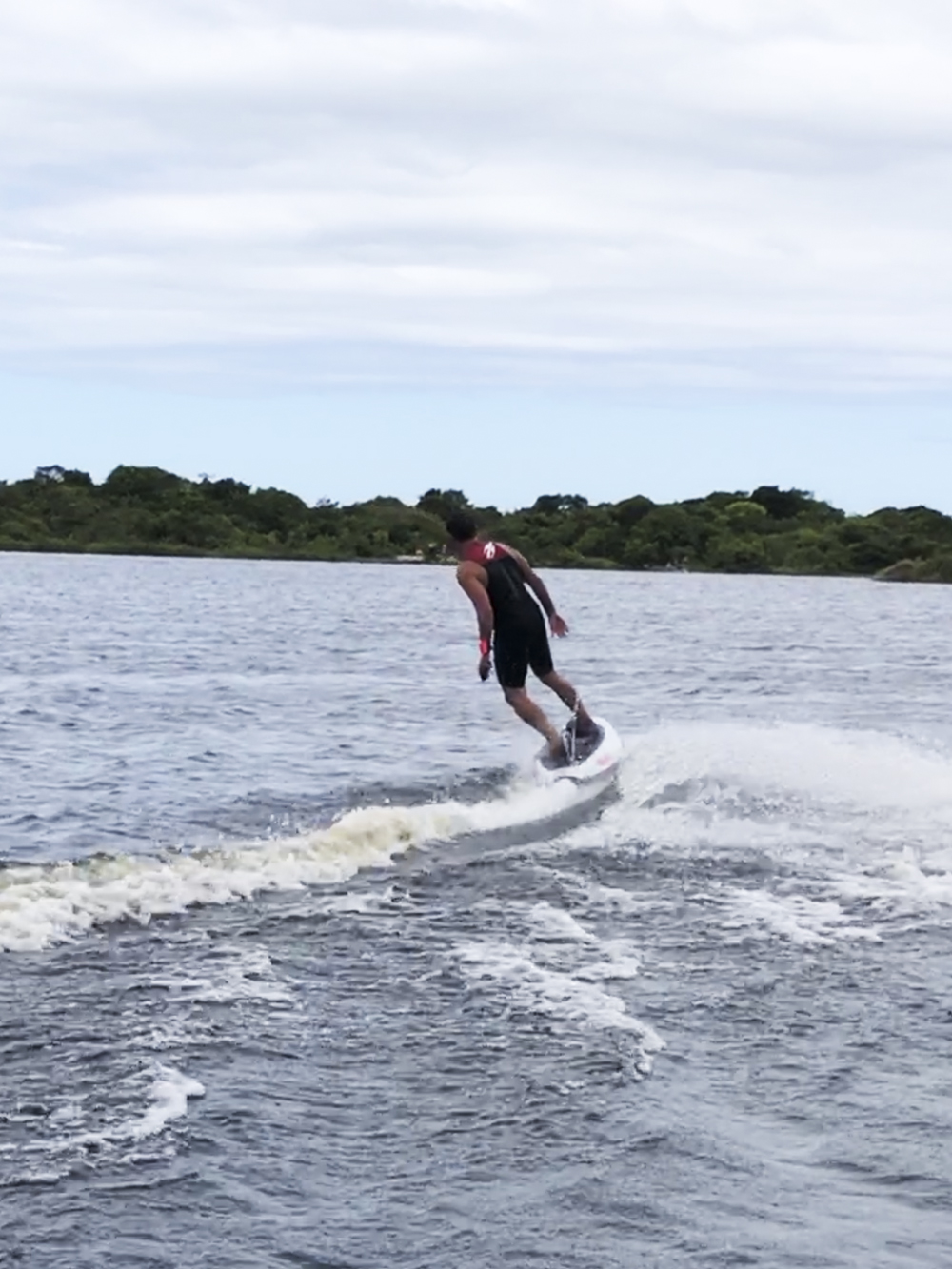 Prancha eletrica motorizada jetboard sharkx surf waves www.mareconsult.com.br (3)