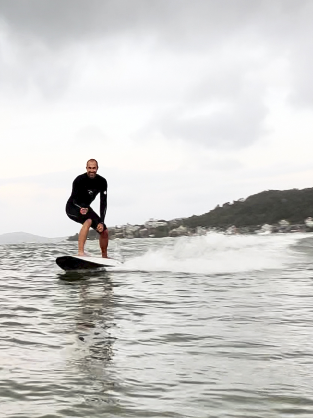 Prancha eletrica motorizada jetboard sharkx surf waves www.mareconsult.com.br (7)