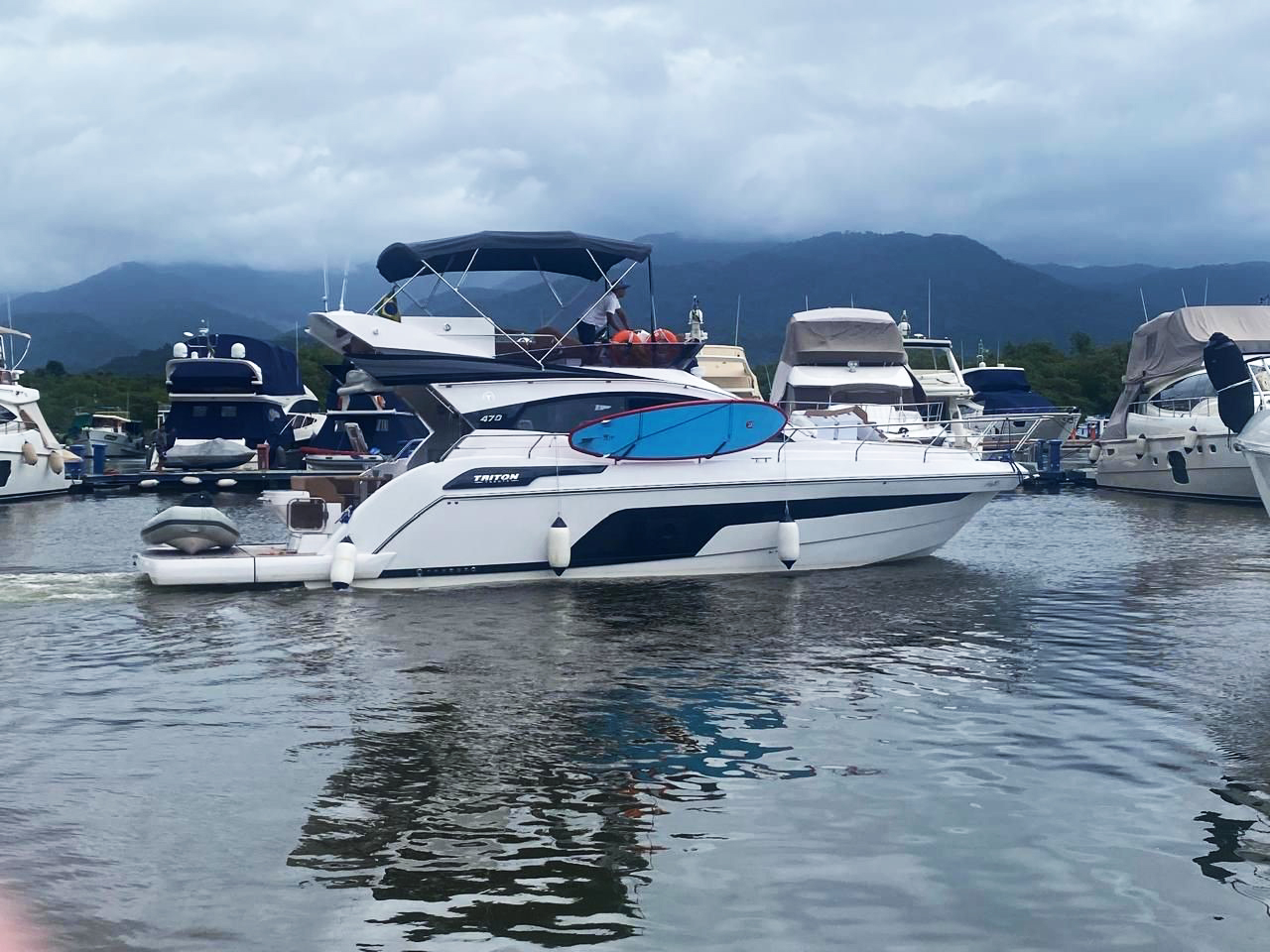 Triton 470 Fly 2022 www.mareconsult.com.br (1)