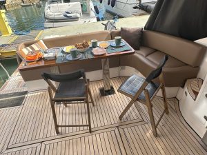 Triton 470 Fly 2022 www.mareconsult.com.br (4)