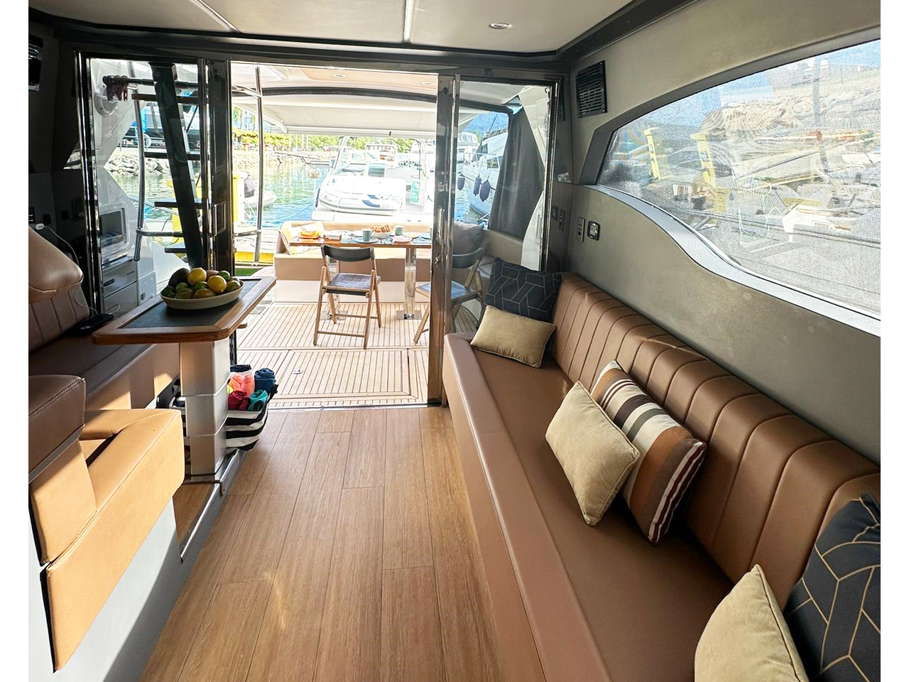 Triton 470 Fly 2022 www.mareconsult.com.br (6)