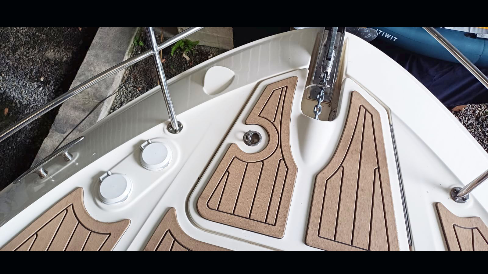 Sea Ray Sundancer 375 2013 www.mareconsult.com.br (11)