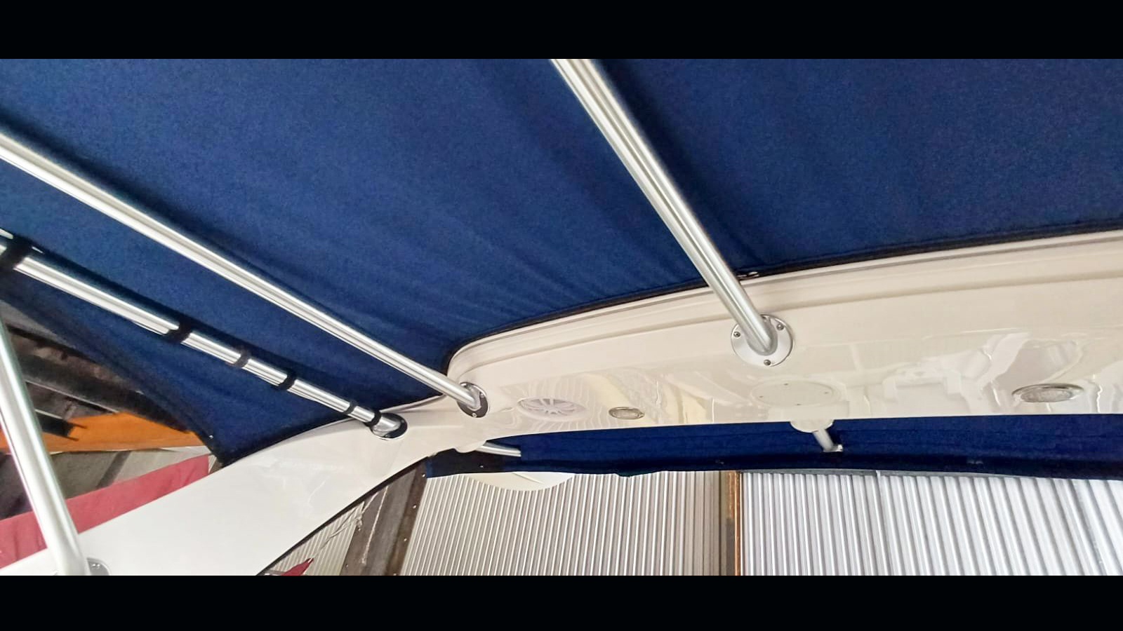 Sea Ray Sundancer 375 2013 www.mareconsult.com.br (14)