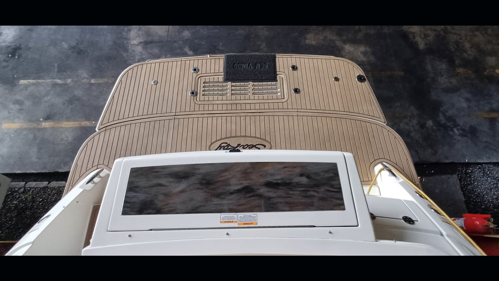 Sea Ray Sundancer 375 2013 www.mareconsult.com.br (21)