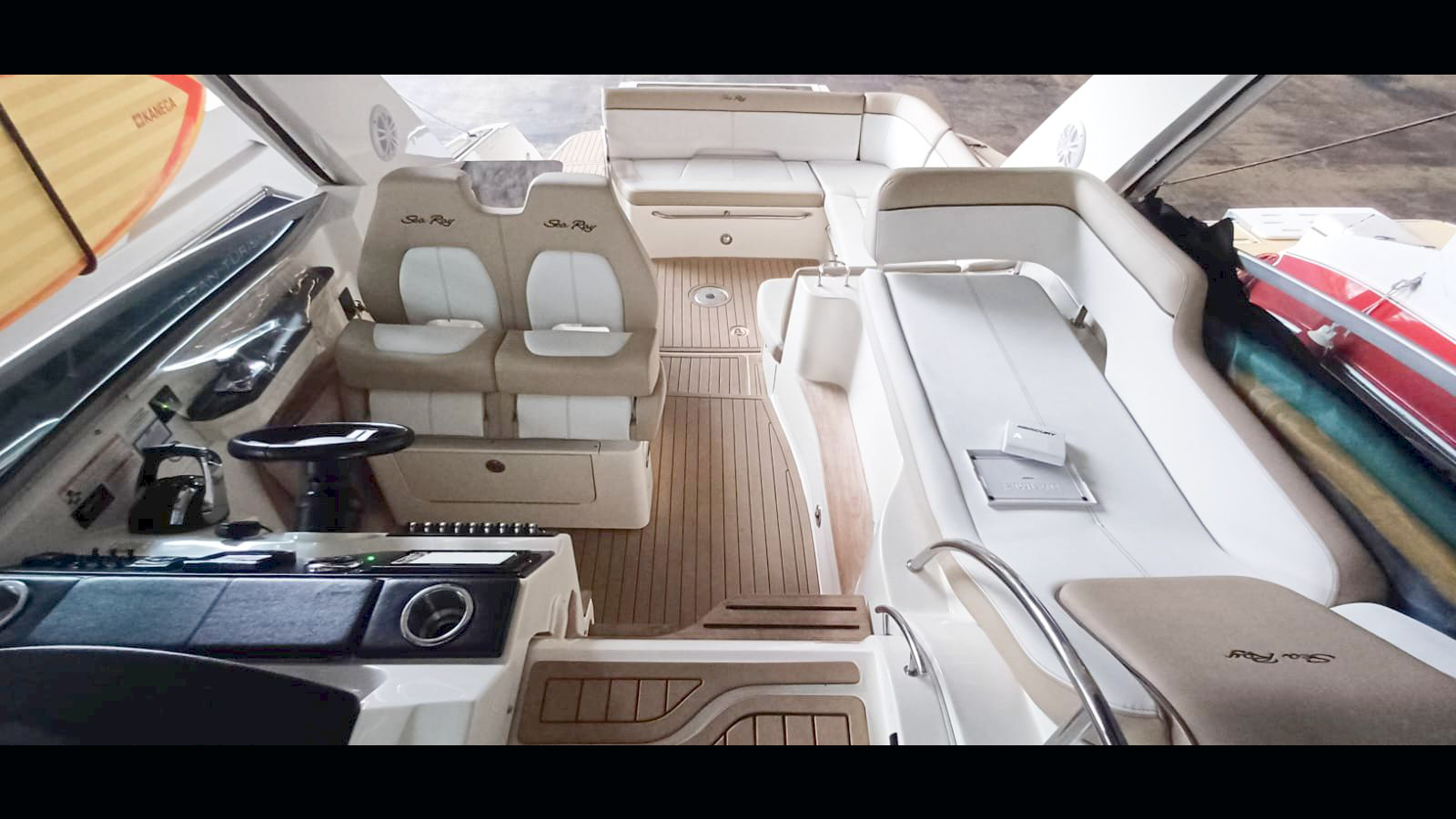 Sea Ray Sundancer 375 2013 www.mareconsult.com.br (35)