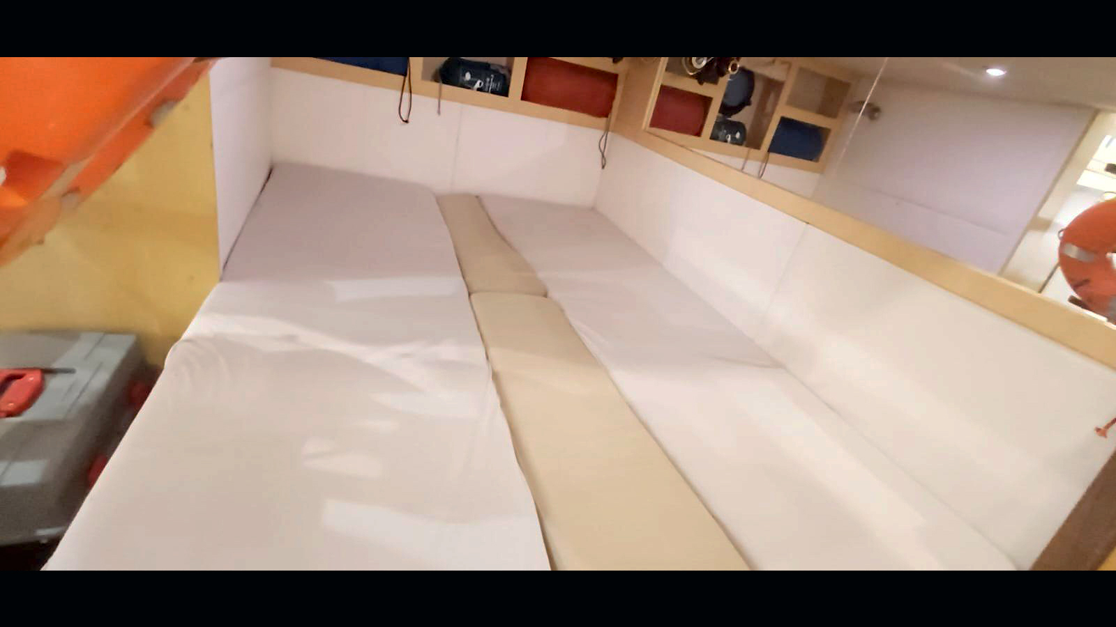 Sea Ray Sundancer 375 2013 www.mareconsult.com.br (42)