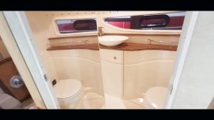 Sea Ray Sundancer 375 2013 www.mareconsult.com.br (46)