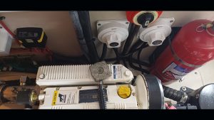 Sea Ray Sundancer 375 2013 www.mareconsult.com.br (49)