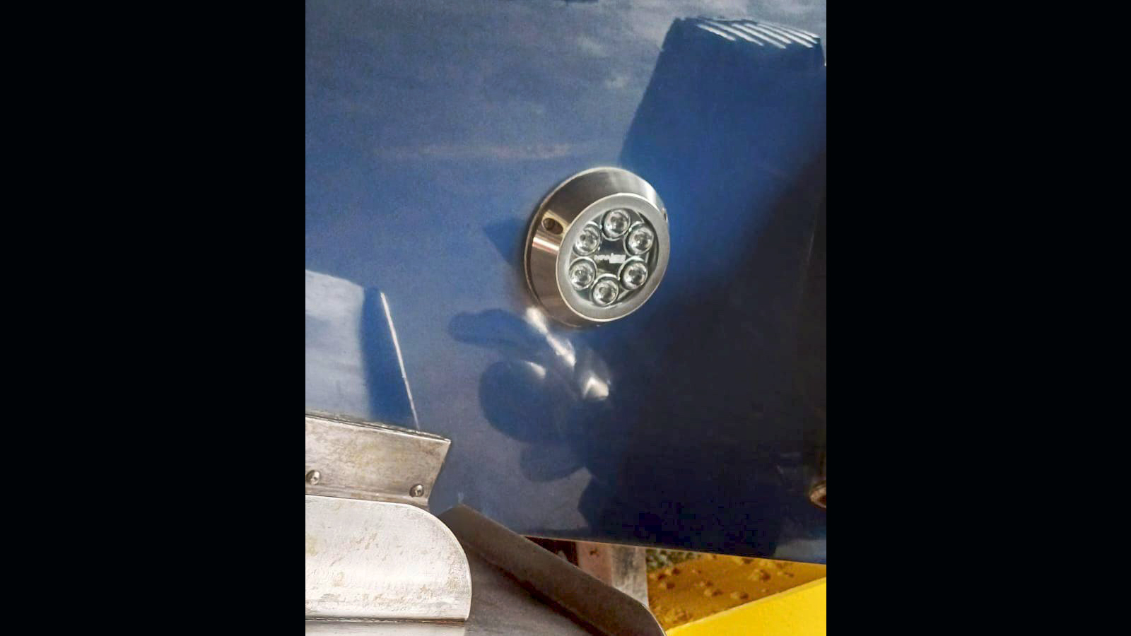 Sea Ray Sundancer 375 2013 www.mareconsult.com.br (62)