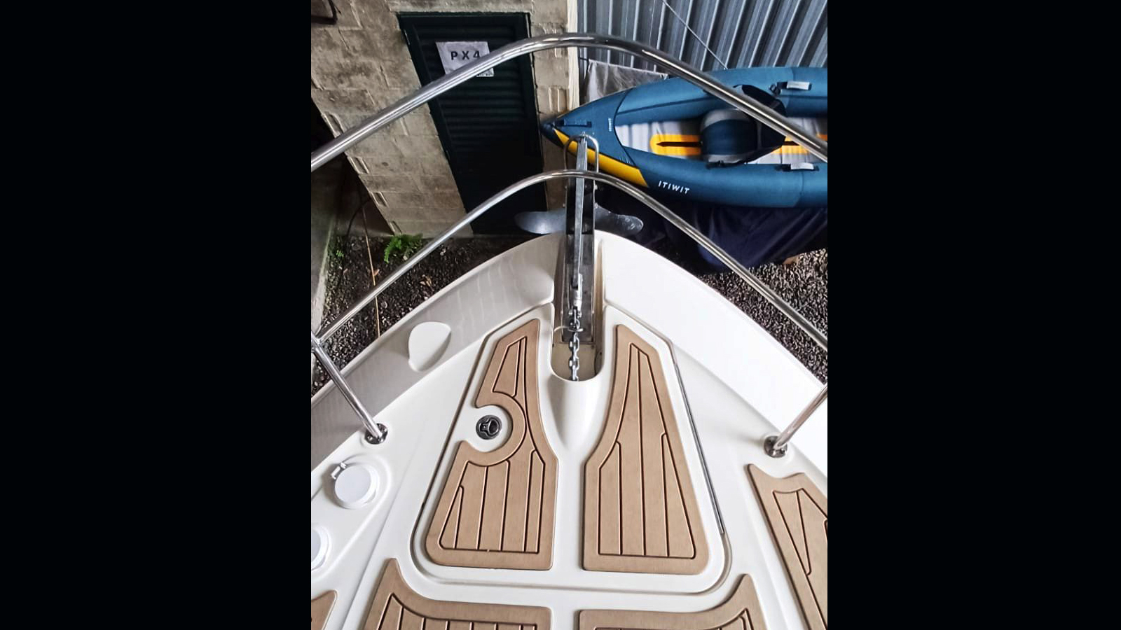 Sea Ray Sundancer 375 2013 www.mareconsult.com.br (8)