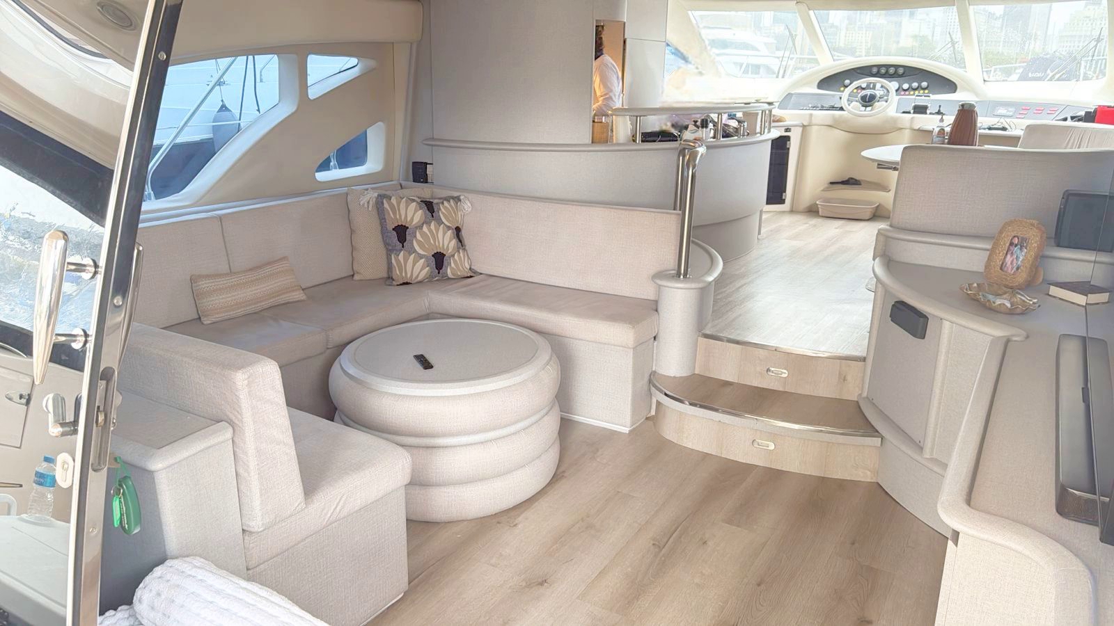 Intermarine 680 Full 2008 www.mareconsult.com.br (6)