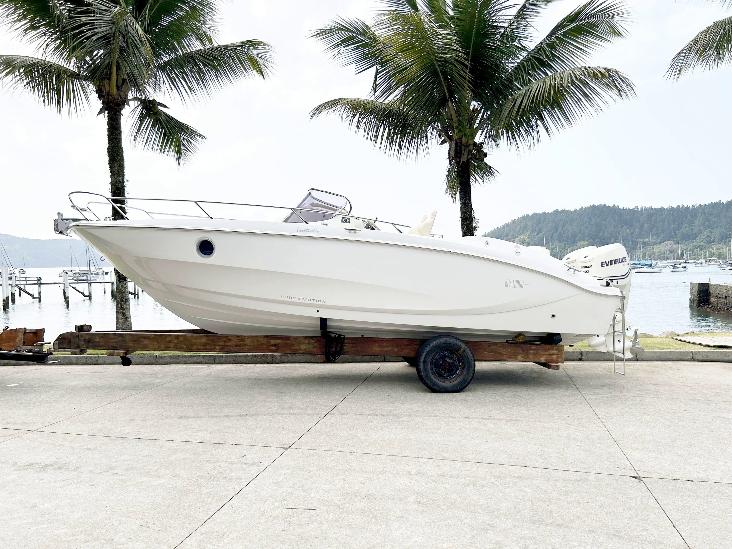 Sessa Key Largo 270 2011 www.mareconsult.com.br (1)