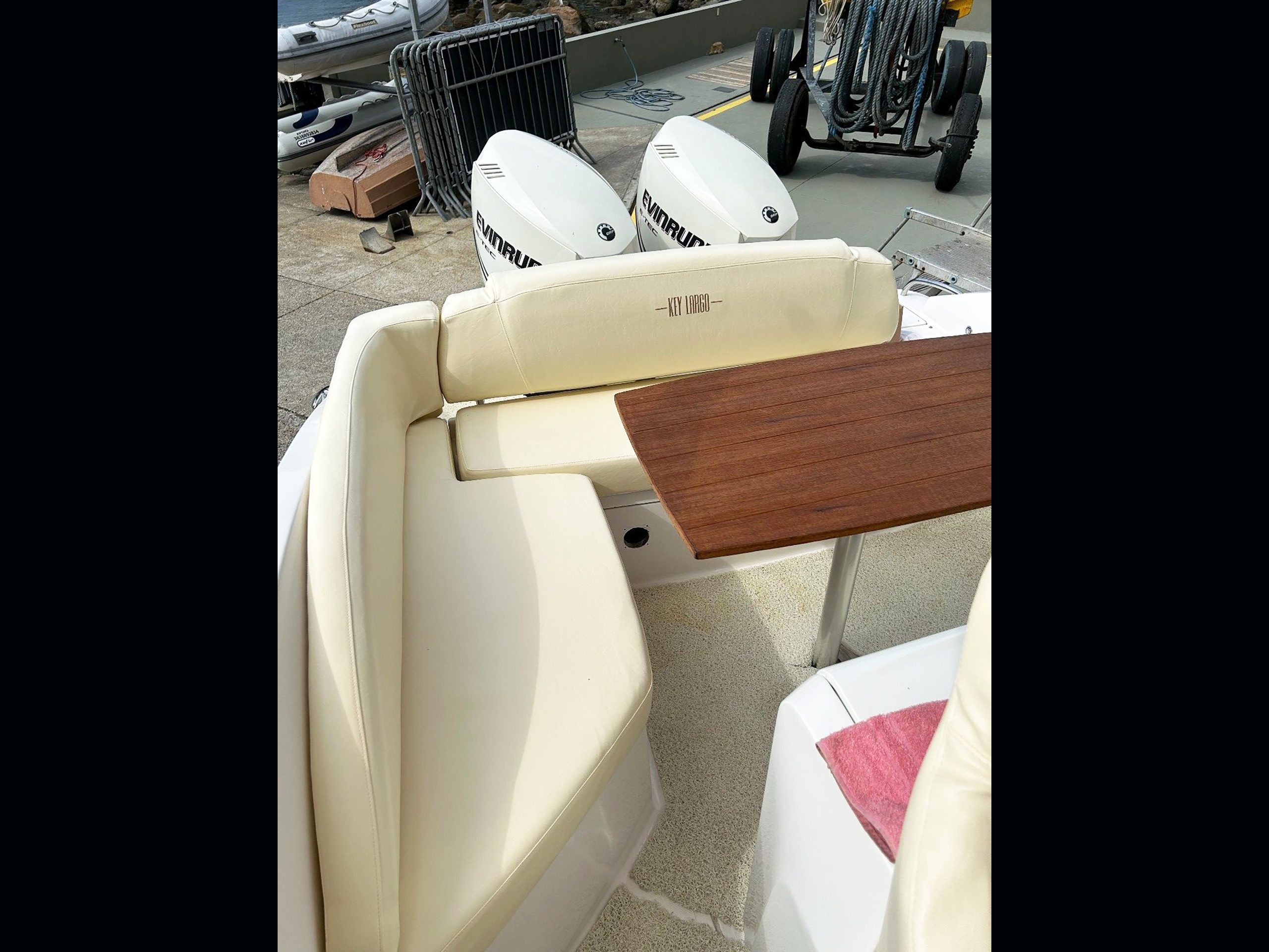 Sessa Key Largo 270 2011 www.mareconsult.com.br (15)