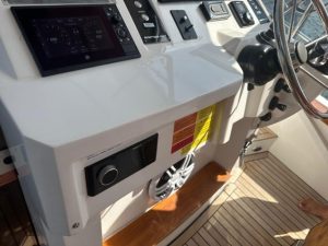 Fishing 390 Raptor Saint Tropez 2020 www.mareconsult.com.br (10)