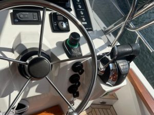 Fishing 390 Raptor Saint Tropez 2020 www.mareconsult.com.br (11)