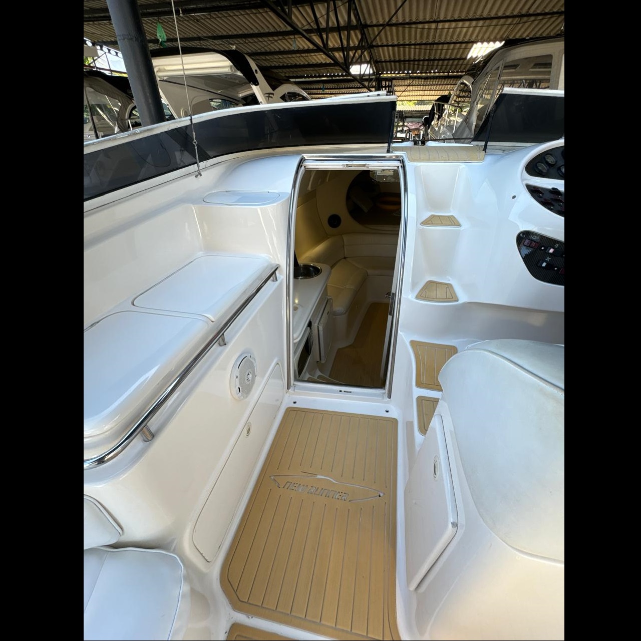 Runner 38 2004 www.mareconsult.com.br (17)