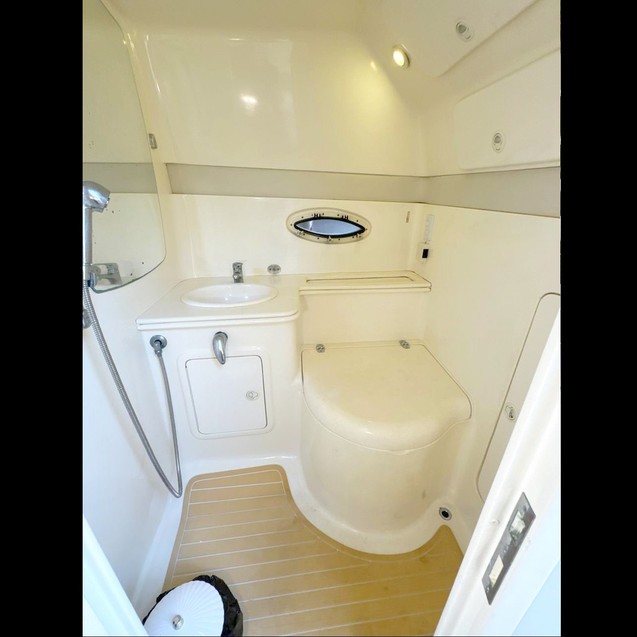 Runner 38 2004 www.mareconsult.com.br (21)