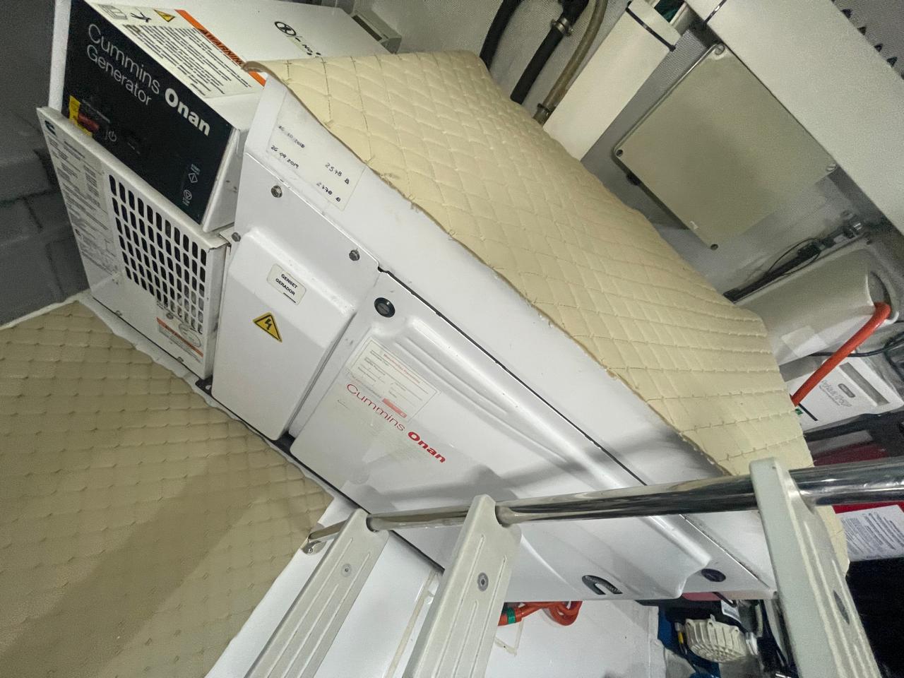 Azimut 60 2013 www.mareconsult.com.br (49)