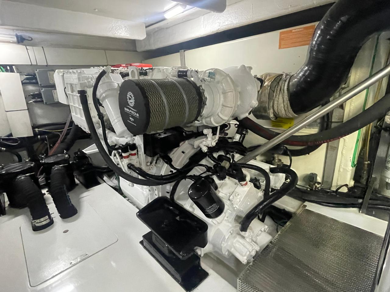 Azimut 60 2013 www.mareconsult.com.br (52)