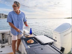 Boston Whaler 365 Conquest www.mareconsult.com.br (12)