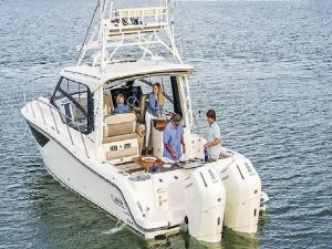 Boston Whaler 365 Conquest www.mareconsult.com.br (4)